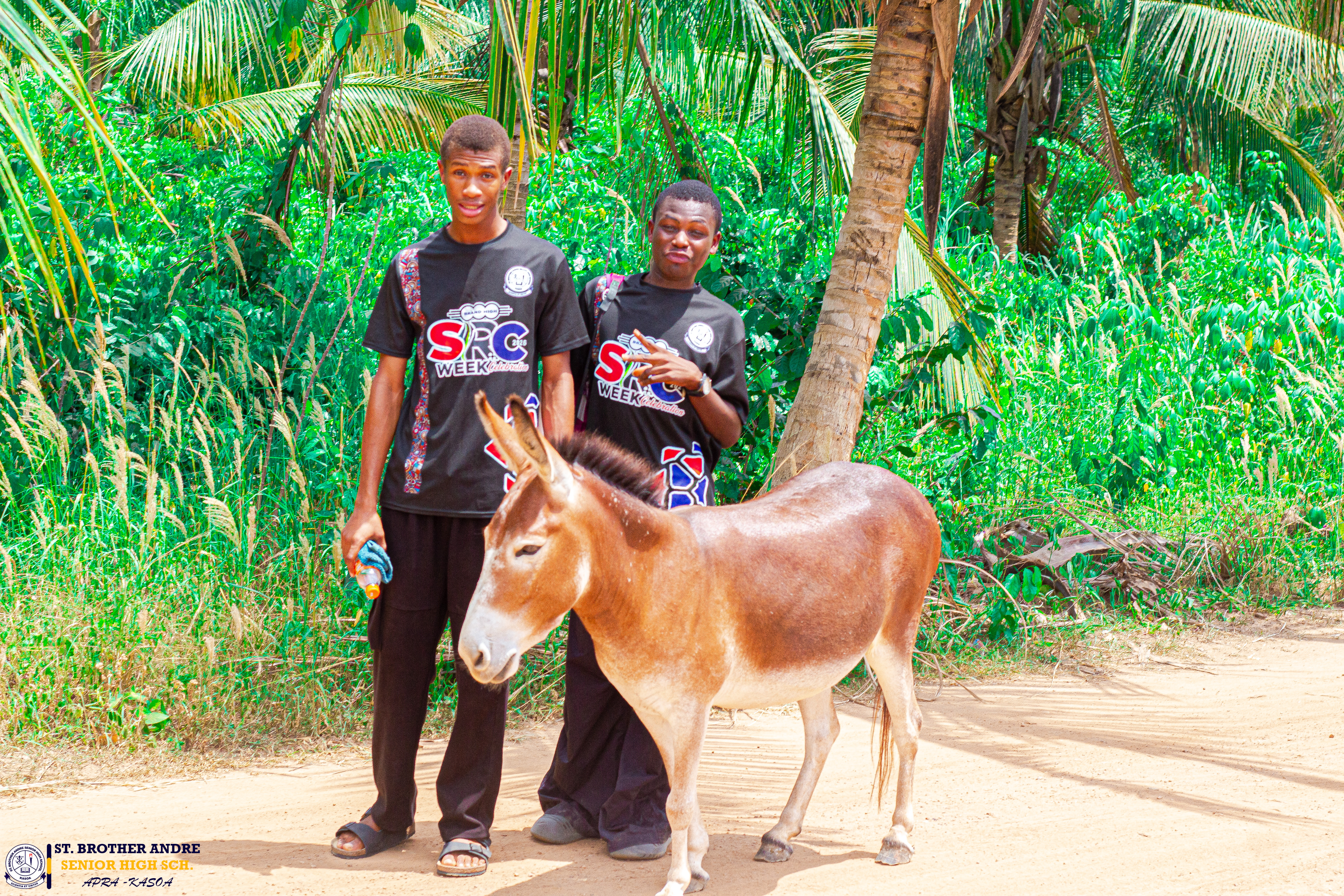 PAGEANT AND S.R.C EXECUTIVES VISIT GOMOA WONDERLAND